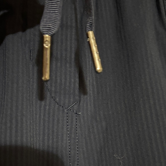 Lululemon Dance studio cropped pant - Picture 2 of 7